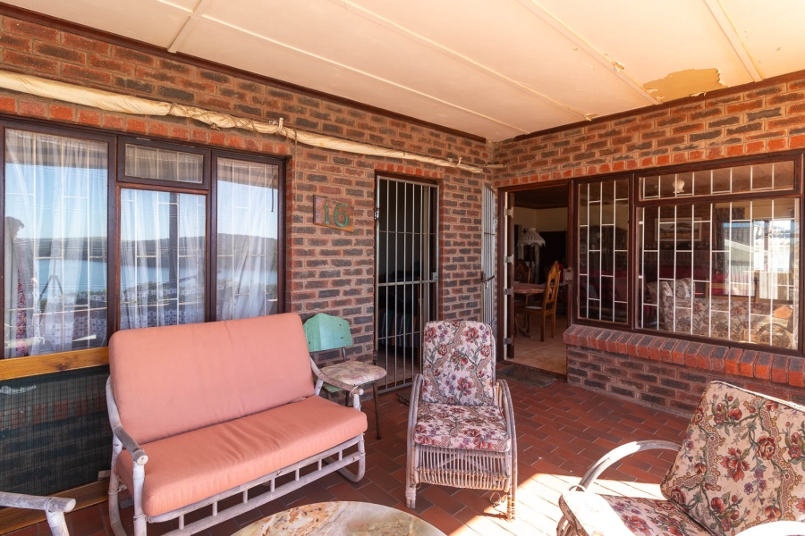 3 Bedroom Property for Sale in Boknesstrand Eastern Cape